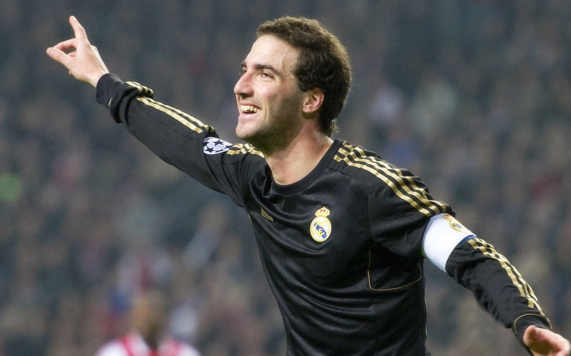 爱游戏官网首页-【AI教练实时分析】比赛中的“机器人”战术分析师